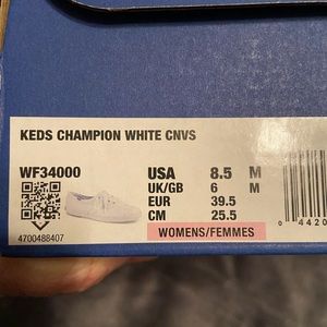 NIB never laced white keds size 8.5 original canvas tennis shoe